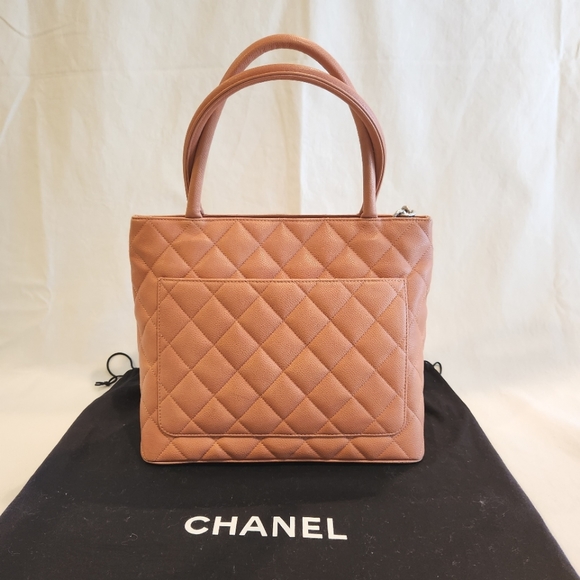 Chanel Caviar Quilted Medallion Zip Tote - Picture 2 of 7